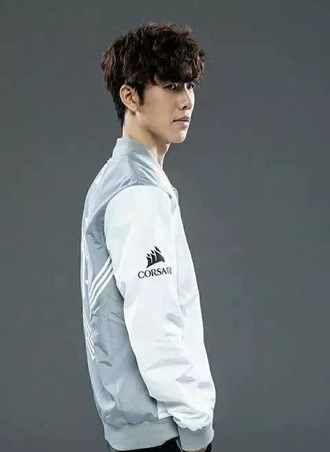 Outsiders怒摘CSGO Major冠军，Jame MVP！